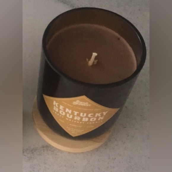 Swag Brewery 8 oz soy candle Kentucky Bourbon & stout hand poured Made i… - Picture 4 of 4